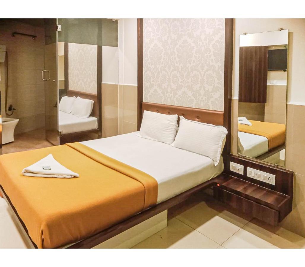 Gurukripa Nx Lodging By Wb Inn Thane Exterior foto